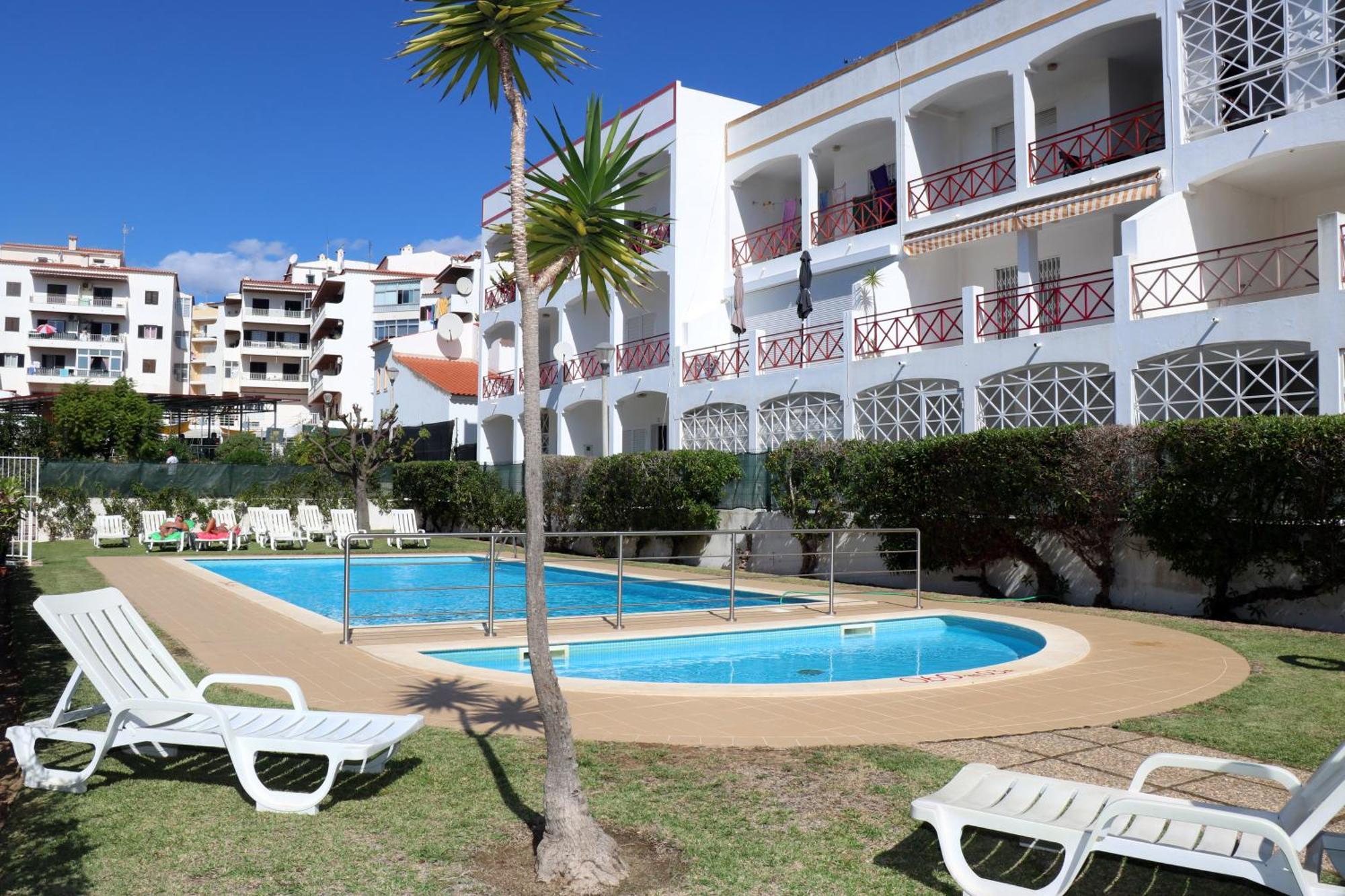 Apartamentos King's Quarteira Bagian luar foto